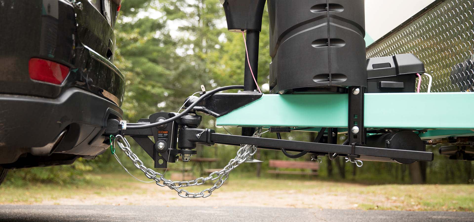 CURT TruTrack Trailer Weight Distribution Hitch Hookup